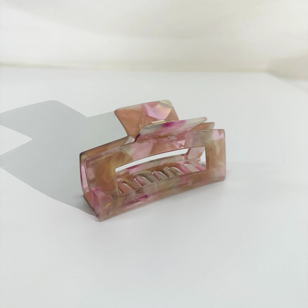 TAWNY HAIRCLIP